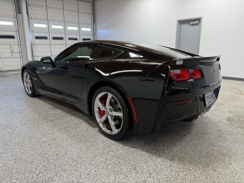 Used 2014 Chevrolet Corvette Stingray Coupe image 2