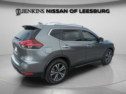Certified 2019 Nissan Rogue SV w/ Premium Package image 9