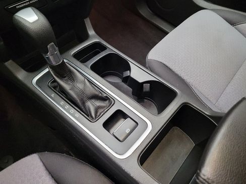 Used 2017 Ford Escape SE AWD/4WD image 26