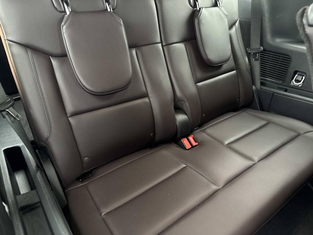 Used 2026 Ford Explorer Platinum AWD/4WD image 26