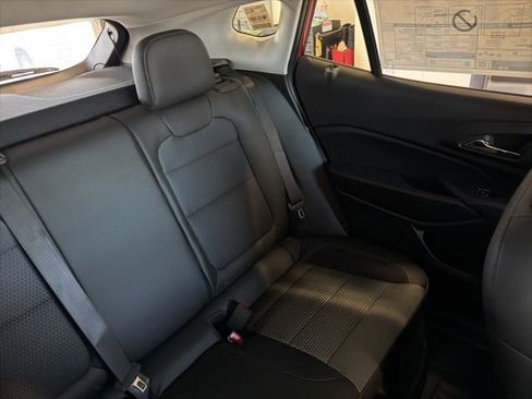New 2026 Chevrolet Trax LT w/ Driver Confidence Package FWD image 24
