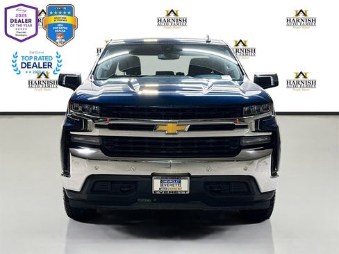 Used 2020 Chevrolet Silverado 1500 LT w/ Convenience Package image 2