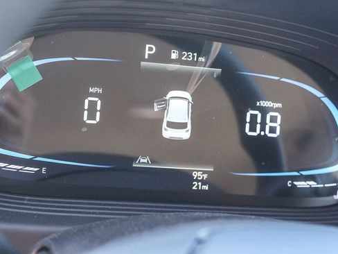 New 2026 Hyundai Venue SE FWD image 31