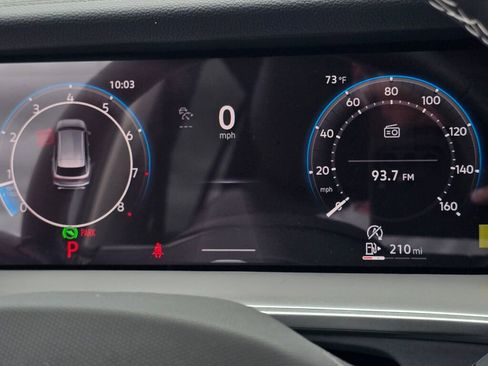 New 2025 Volkswagen Tiguan SE image 22