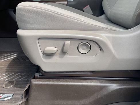 Used 2023 Chevrolet Silverado 1500 LT image 13