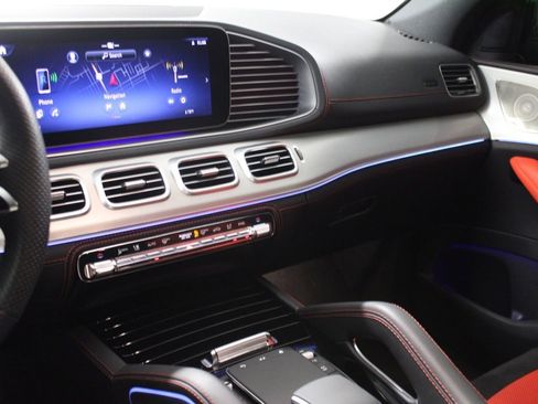 Used 2024 Mercedes-Benz GLE 53 AMG 4MATIC Coupe image 28