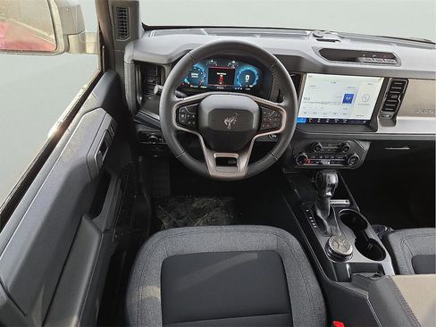 New 2025 Ford Bronco Big Bend image 10