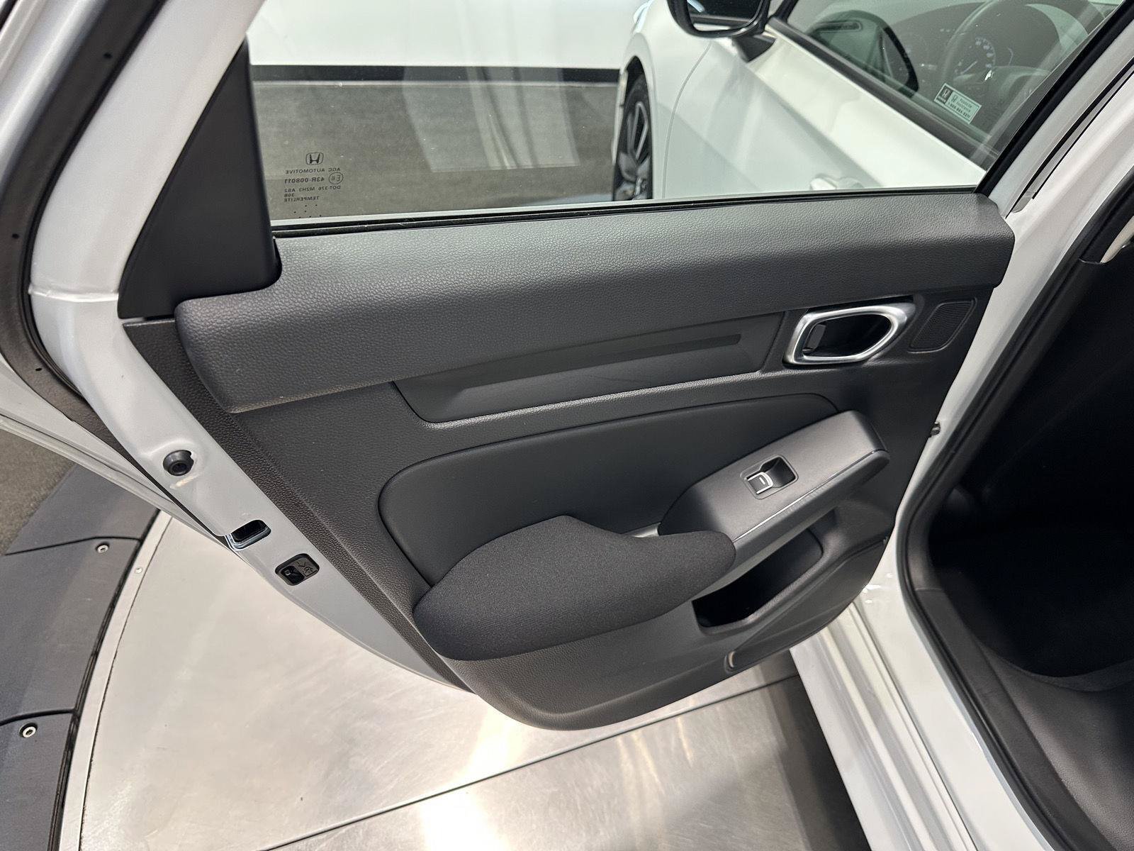 Used 2023 Honda Civic EX image 23