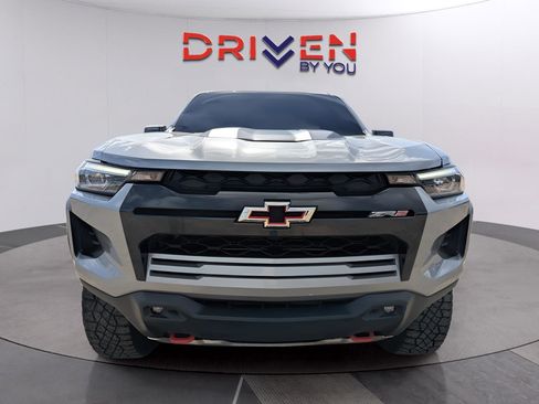 Used 2023 Chevrolet Colorado ZR2 w/ ZR2 Convenience Package III image 5