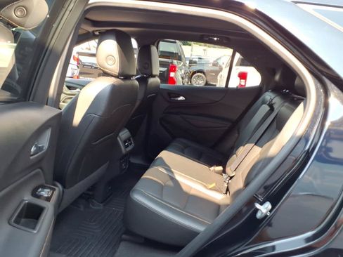 Certified 2023 Chevrolet Equinox Premier AWD/4WD image 17