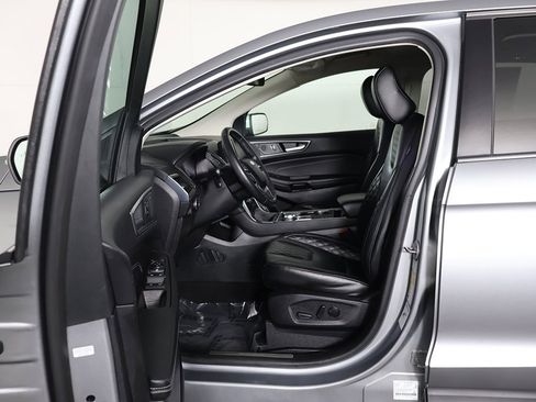 Used 2024 Ford Edge Titanium image 26