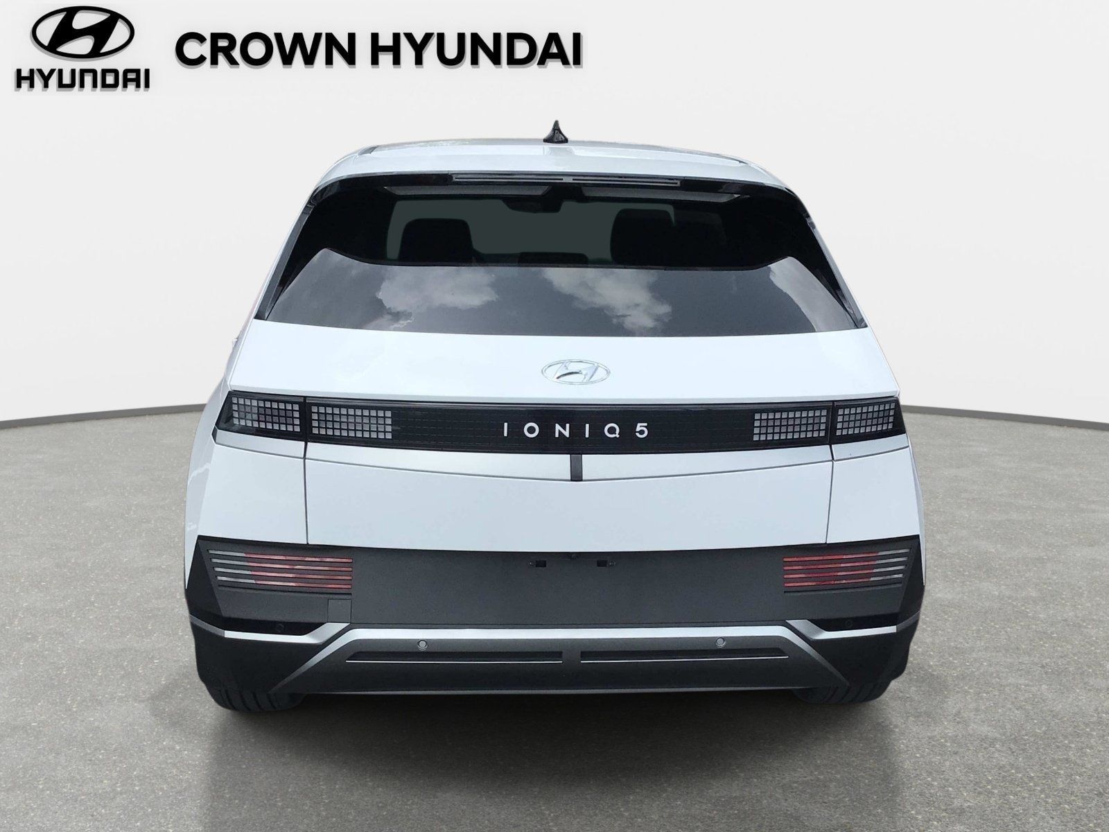 Used 2024 Hyundai Ioniq 5 SE RWD image 5