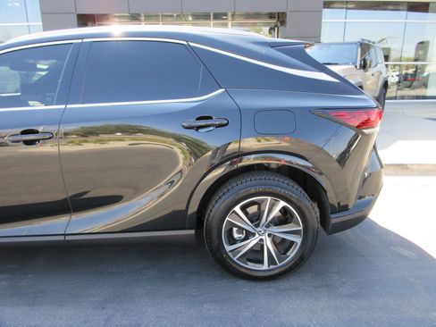 Used 2024 Lexus RX 350 Premium w/ Convenience Package AWD/4WD image 4