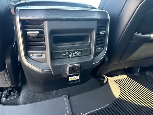 Used 2023 RAM 1500 Laramie AWD/4WD image 24