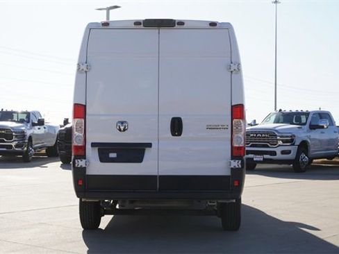Used 2023 RAM ProMaster 2500 image 7