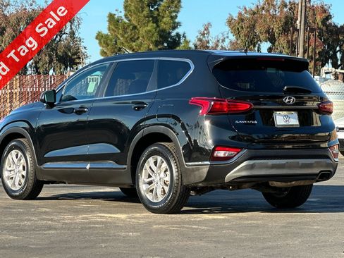 Used 2019 Hyundai Santa Fe SE image 6