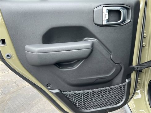 New 2026 Jeep Gladiator Willys image 35