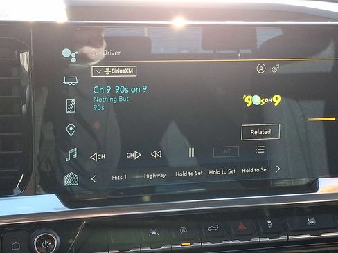 Used 2023 Chevrolet Silverado 1500 LT image 15