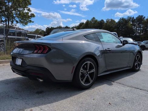 New 2025 Ford Mustang Coupe image 5