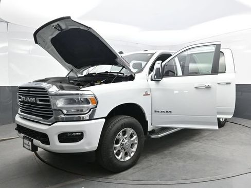 Used 2024 RAM 2500 Laramie AWD/4WD image 27