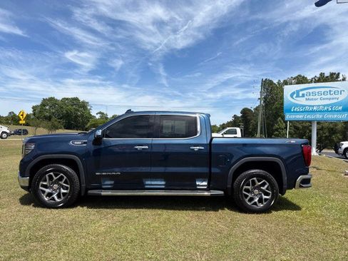 Used 2022 GMC Sierra 1500 SLT w/ SLT Premium Package image 7