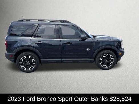 Used 2023 Ford Bronco Sport Outer Banks w/ Tech Package AWD/4WD image 8