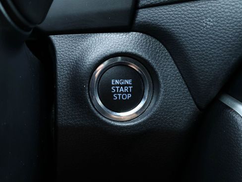 Used 2021 Toyota RAV4 XLE Premium FWD image 25