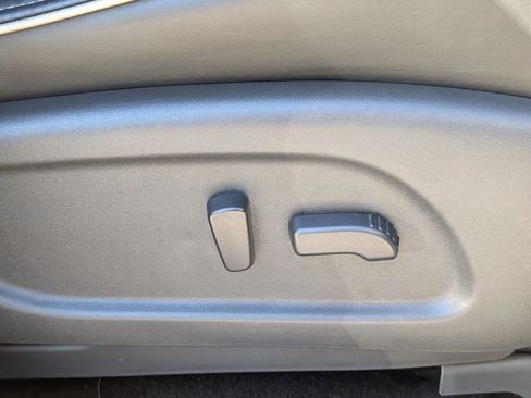 Used 2019 INFINITI QX60 Luxe image 43