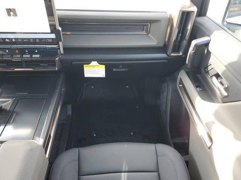 New 2025 GMC Hummer EV 2X image 16