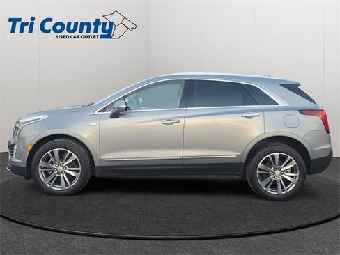 Used 2025 Cadillac XT5 Premium Luxury w/ LPO, Floor Liner Package image 5