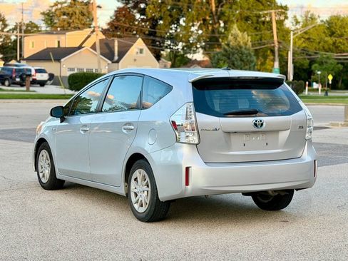 Used 2012 Toyota Prius V Three FWD image 5