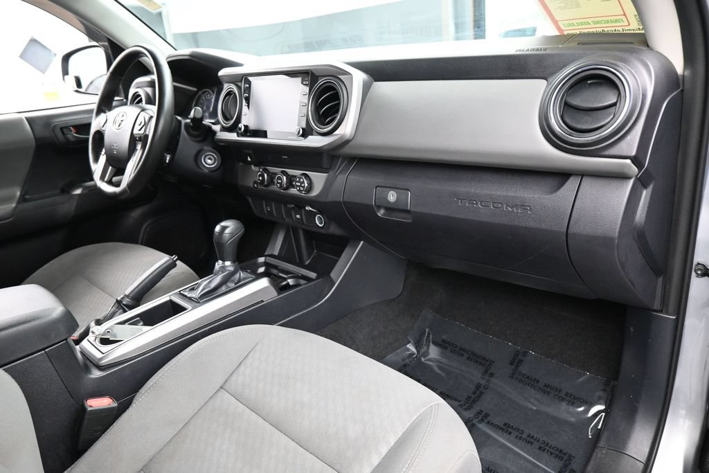 Used 2021 Toyota Tacoma SR5 w/ SR5 Appearance Package (SM) RWD image 44