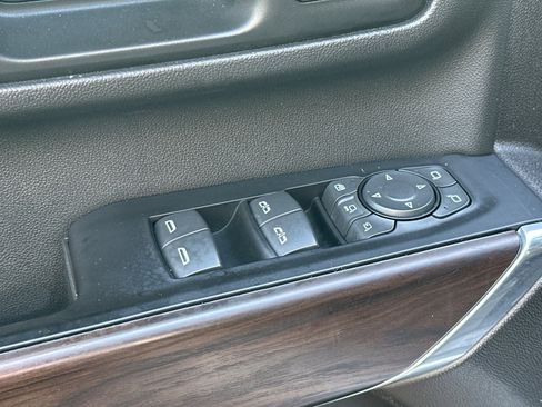 Used 2020 GMC Sierra 2500 SLT w/ SLT Premium Plus Package image 12