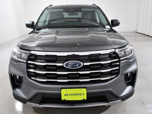 New 2026 Ford Explorer Active w/ Active Comfort Package image 3