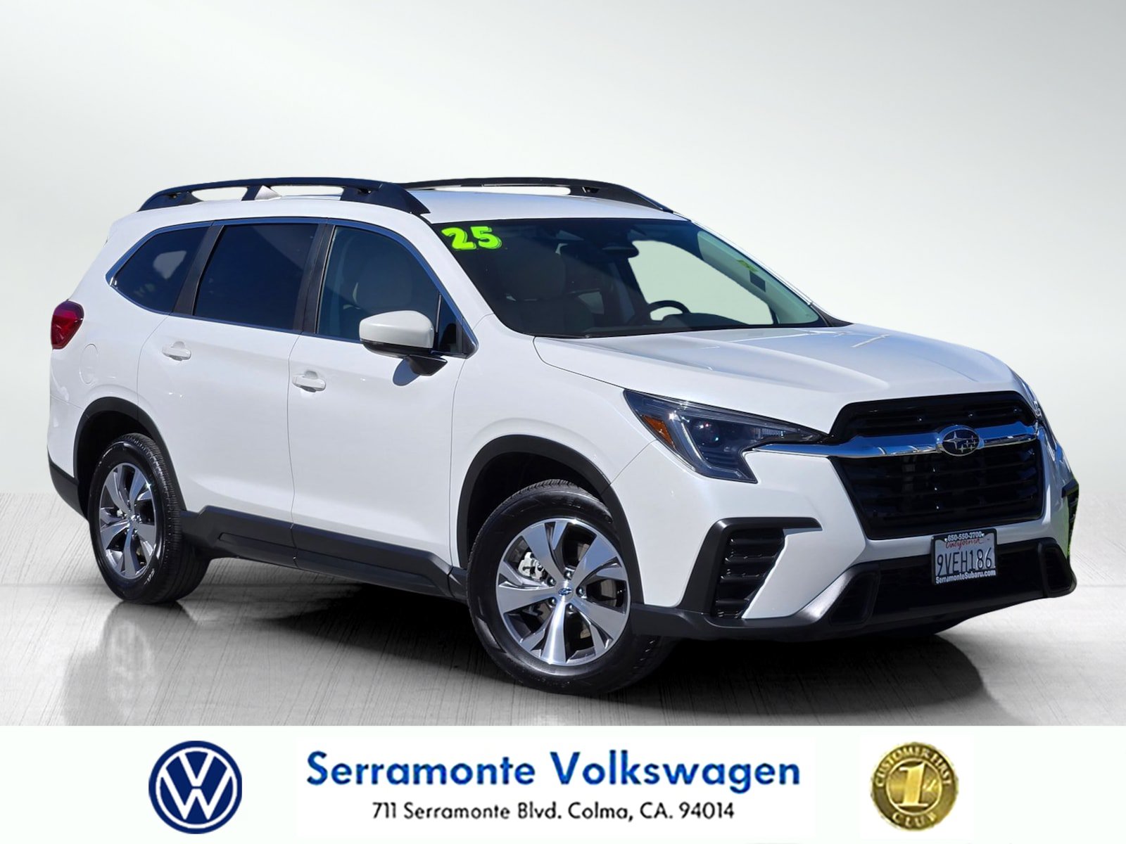 Used 2025 Subaru Ascent Premium AWD/4WD image 1