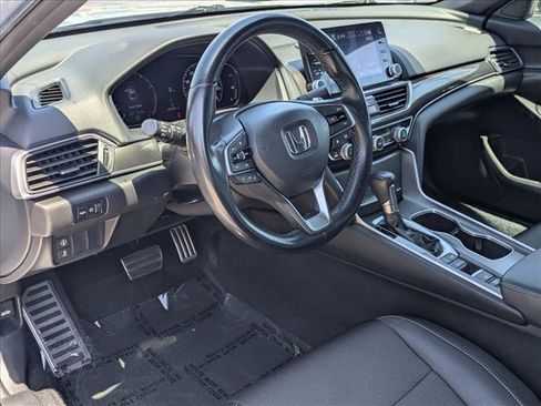 Used 2022 Honda Accord Sport image 10