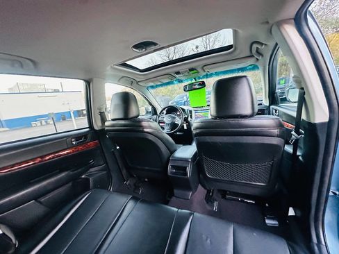 Used 2012 Subaru Outback 3.6R Limited image 21