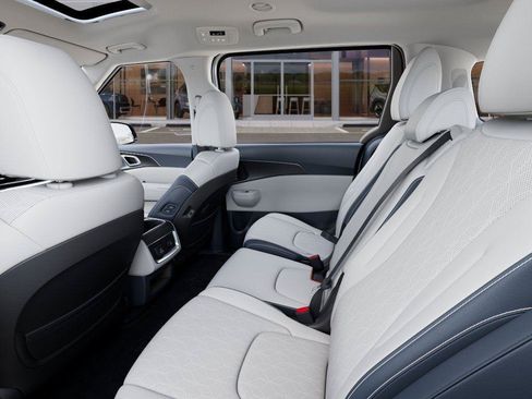 New 2026 Kia Carnival SX w/ SX Dark Edition Package FWD image 18