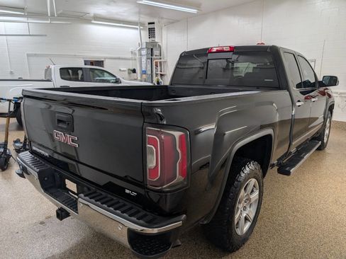 Used 2018 GMC Sierra 1500 SLT image 4