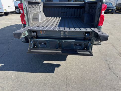 New 2026 Chevrolet Silverado 1500 High Country w/ Technology Package AWD/4WD image 19