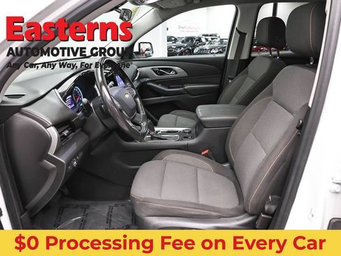Used 2020 Chevrolet Traverse LT AWD/4WD image 14