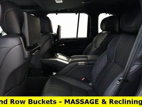 Used 2023 Lexus LX 600 4WD w/ Ultra Luxury Package image 13