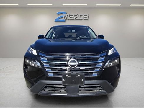 Used 2024 Nissan Rogue SV image 8