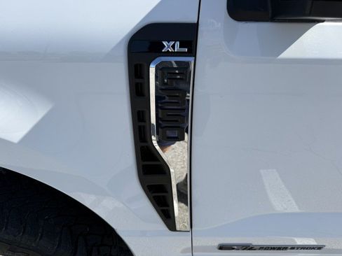 Used 2023 Ford F350 XL w/ XL Chrome Package AWD/4WD image 15