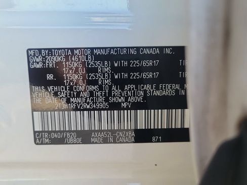 Certified 2024 Toyota RAV4 LE FWD image 23