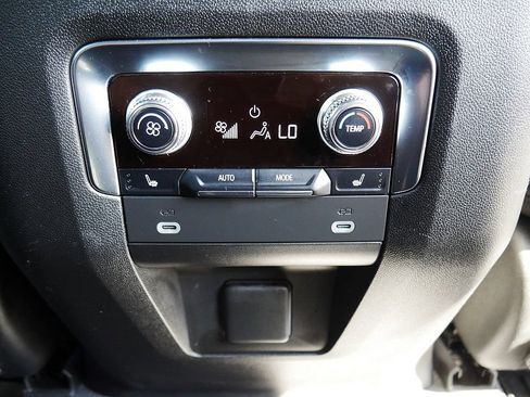 Used 2022 GMC Yukon AT4 AWD/4WD image 61