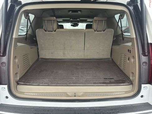 Used 2017 Chevrolet Suburban Premier image 9