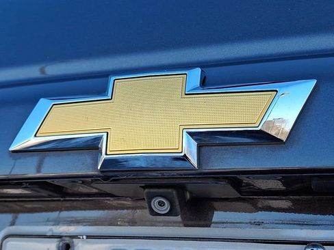 Used 2017 Chevrolet Suburban LT w/ Luxury Package image 29