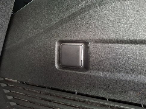 Used 2023 Chevrolet Tahoe LS image 29