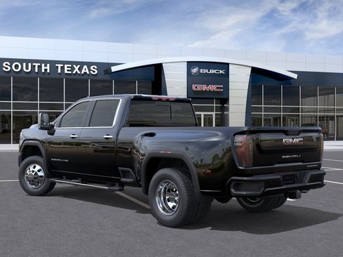 New 2026 GMC Sierra 3500 Denali w/ Denali Reserve Package AWD/4WD image 3